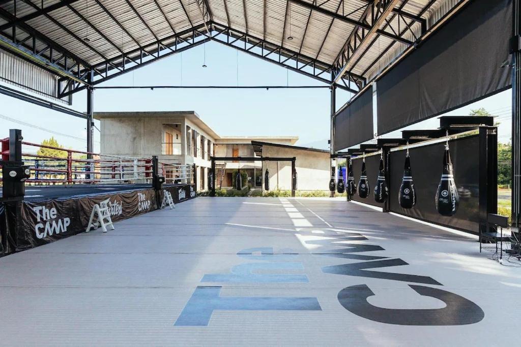 The Camp Muay Thai Resort And Academy Chiang Mai Exteriör bild