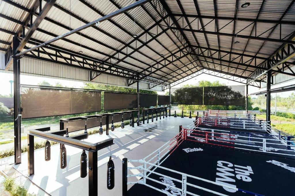 The Camp Muay Thai Resort And Academy Chiang Mai Exteriör bild